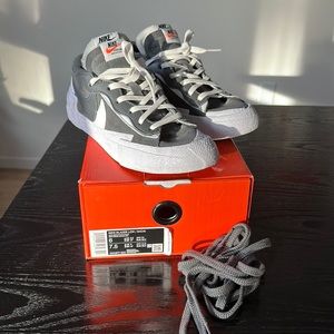 Auth Nike SACAI Blazer Low shoes sneakers gray white 6 7.5 Rare Hypebeast Suede